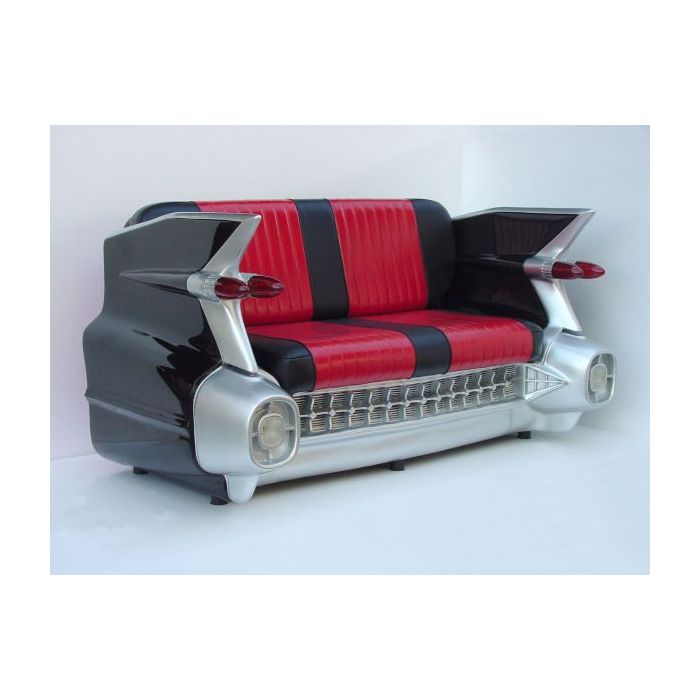 SOFA - CADILLAC (SCHWARZ) lebensgroß Sitzmöglichkeit
