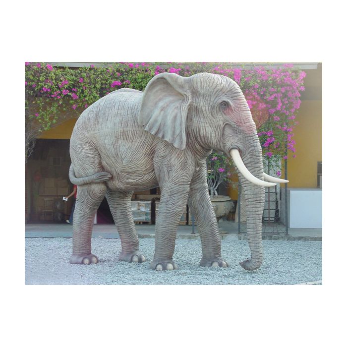 Elefant lebensgroß Rüssel unten lebensgroß Deko- & Werbefigur