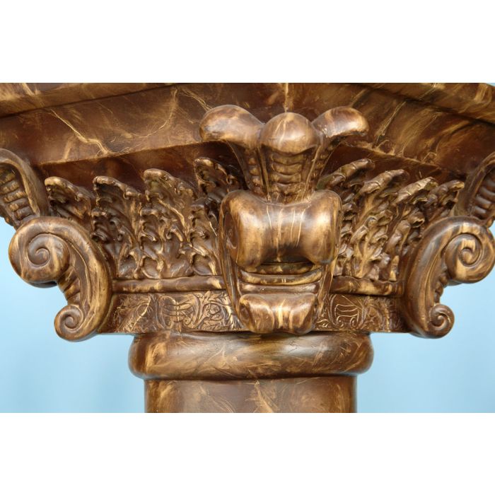 Große Säule in brauner Marmoroptik lebensgroß Säule