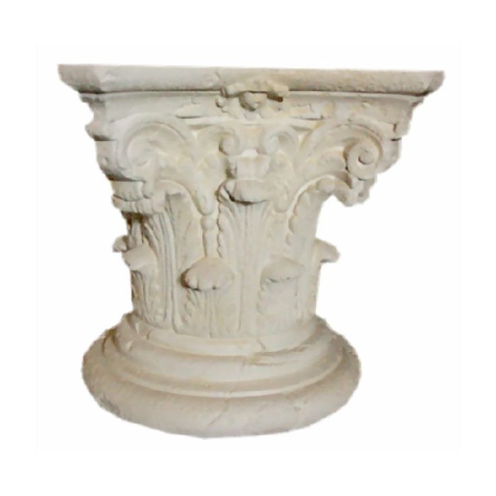 Säule mit Schneckenkapitell lebensgroß Säule