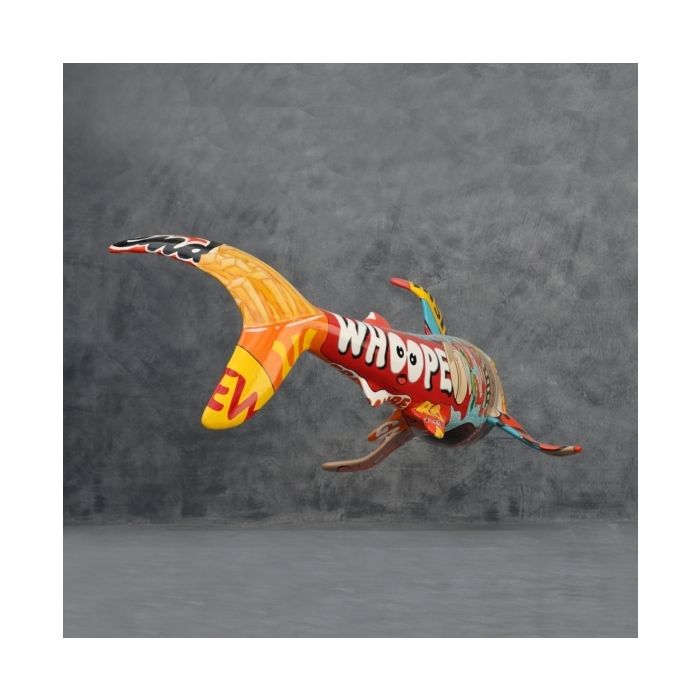 lebensgroßer Hai in PopArt - Bemalung lebensgroß Deko- & Werbefigur