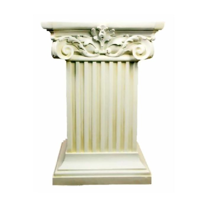 Säule mit Schneckenkapitell lebensgroß Säule