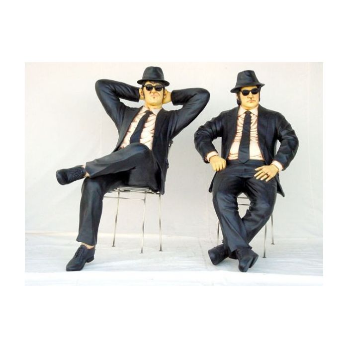Blues Brothers sitzend lebensgroß Dekorationsfigur