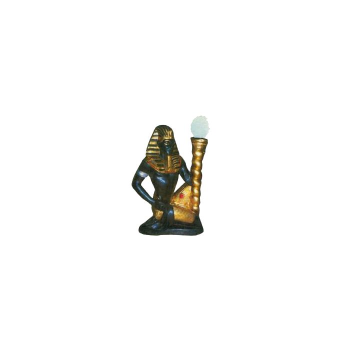 farbiger Ägypter mit Lampe verkleinert Beleuchtung