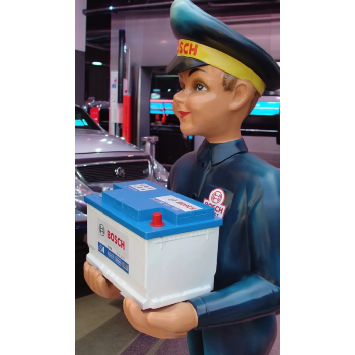 Bosch Werbefigur Karl Otto mit Batterie lebensgroß Deko- & Werbefigur