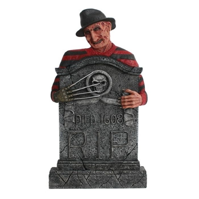 Freddy Krüger Grabstein mit Totenköpfen (Variante 2) lebensgroß Dekorationsfigur