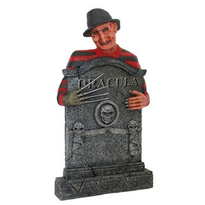 Freddy Krüger Grabstein mit Totenköpfen und Dracula lebensgroß Dekorationsfigur