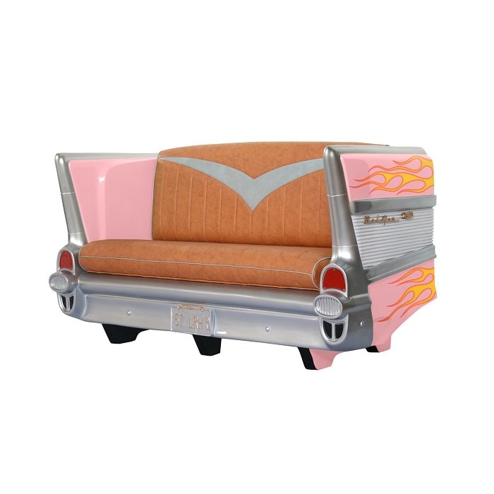 Sofa Chevy Rosa mit orange roten Flammen lebensgroß Sitzmöglichkeit