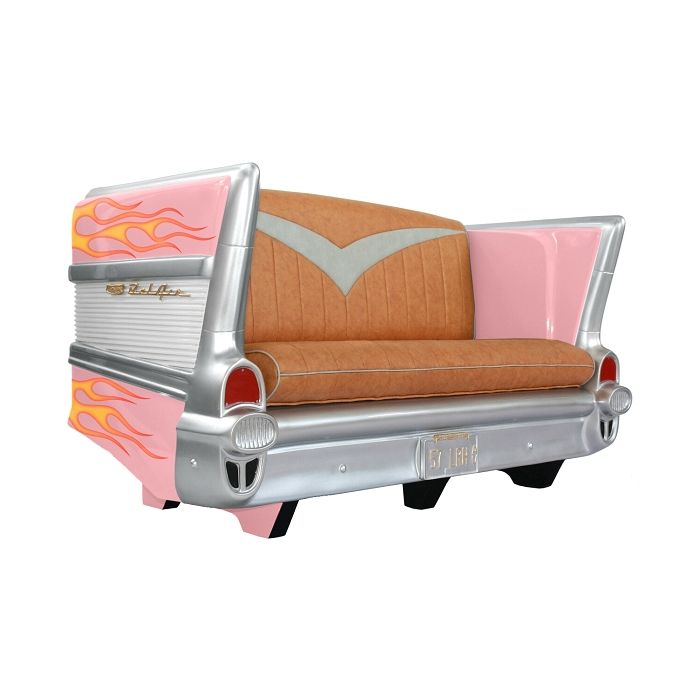 Sofa Chevy Rosa mit orange roten Flammen lebensgroß Sitzmöglichkeit