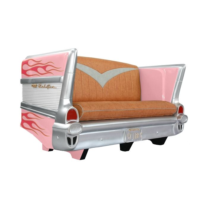Sofa Chevy Rosa mit pink goldenen Flammen lebensgroß Sitzmöglichkeit