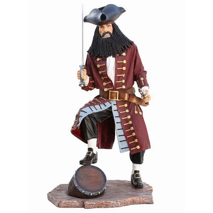 Pirat Blackbeard auf Weinfass lebensgroß Deko- & Werbefigur