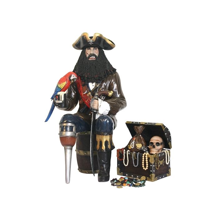 Pirat Blackbeard auf Weinfass mit Schatztruhe lebensgroß Deko- & Werbefigur
