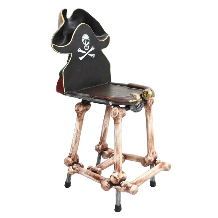 Piratenskelett Stuhl lebensgroß Sitzmöglichkeit