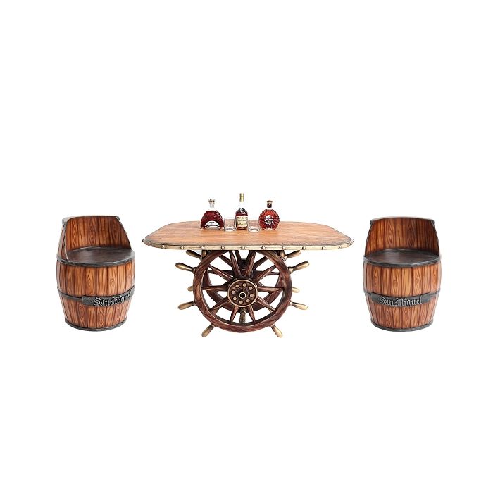 Schiffssteuer Tisch mit Holzplatte Oval und Weinfasssitzen lebensgroß Sitzmöglichkeit, Tisch