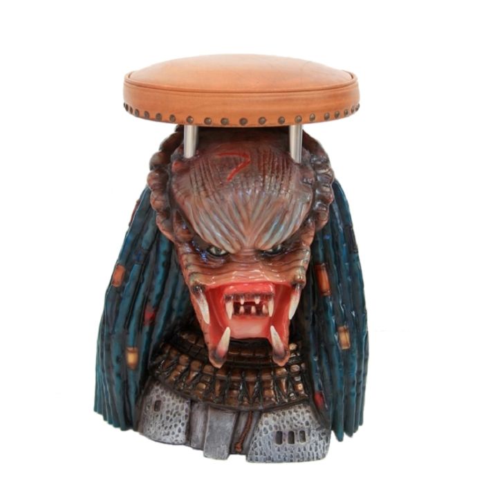 Alien Predator Hocker lebensgroß Sitzmöglichkeit