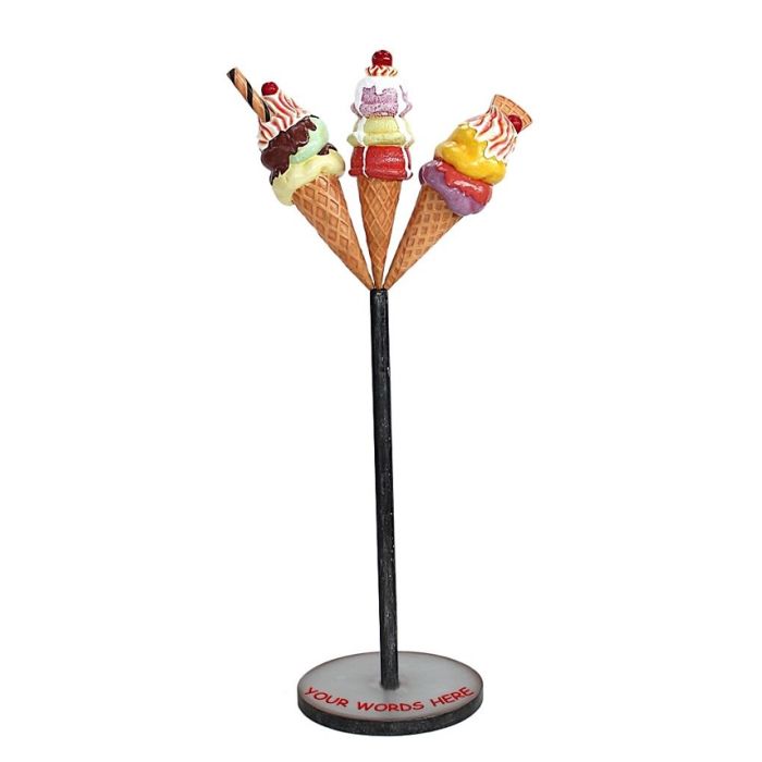 Eistüten auf Ständer vergrößert Dekorationsfigur