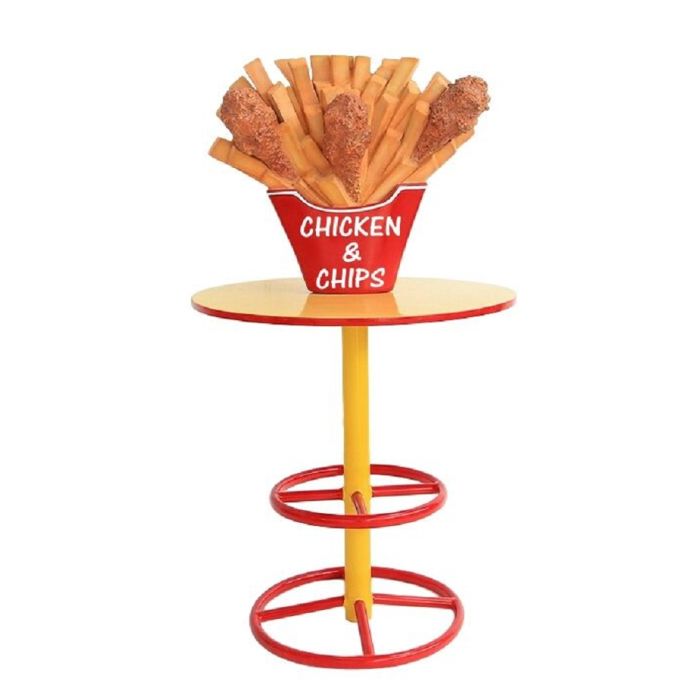 Hühnchen und Pommes Tisch klein vergrößert Tisch