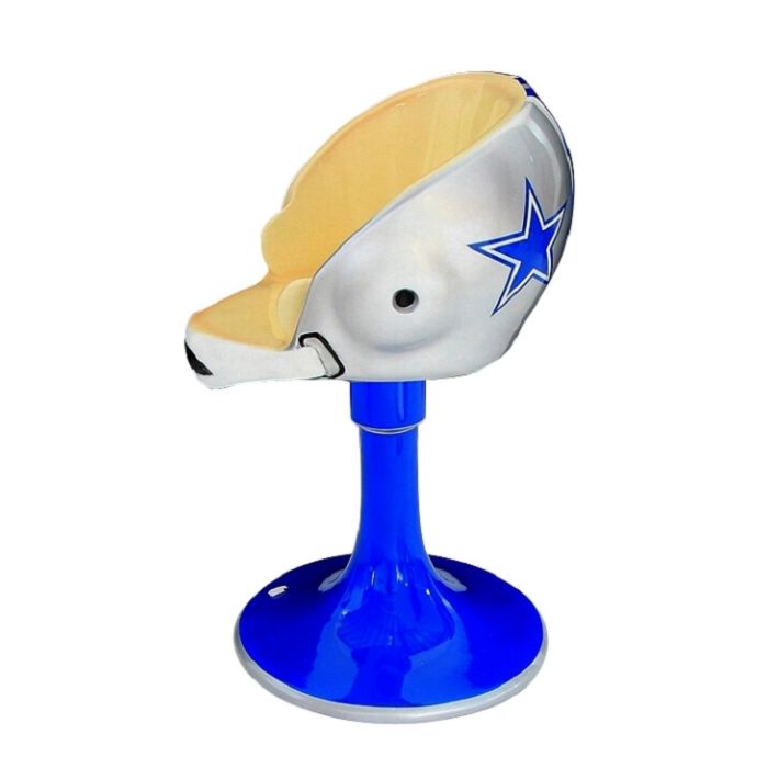 Footballhelm Stuhl lebensgroß Sitzmöglichkeit