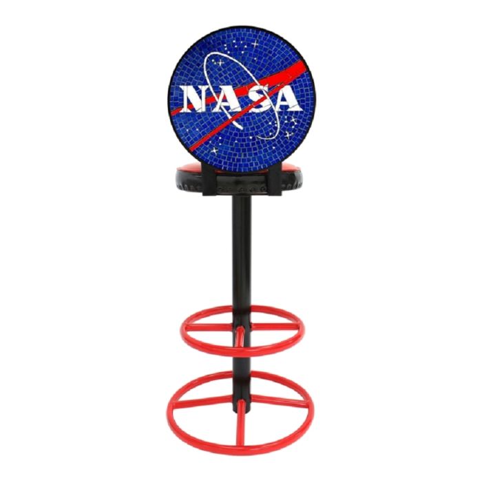 NASA Barhocker lebensgroß Sitzmöglichkeit