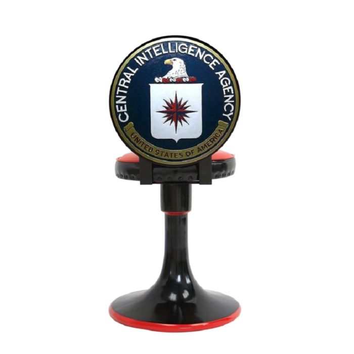 US CIA Stuhl  lebensgroß Sitzmöglichkeit