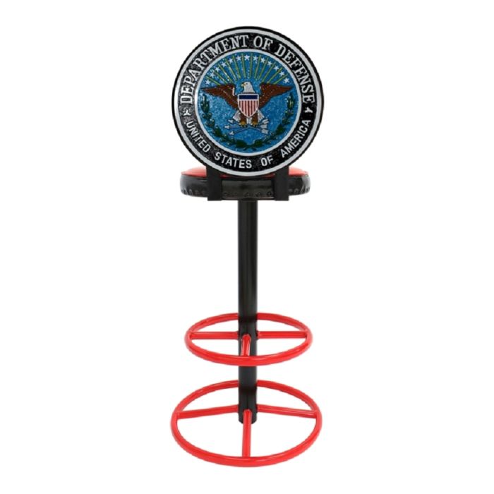 US Department of Defense Barhocker lebensgroß Sitzmöglichkeit