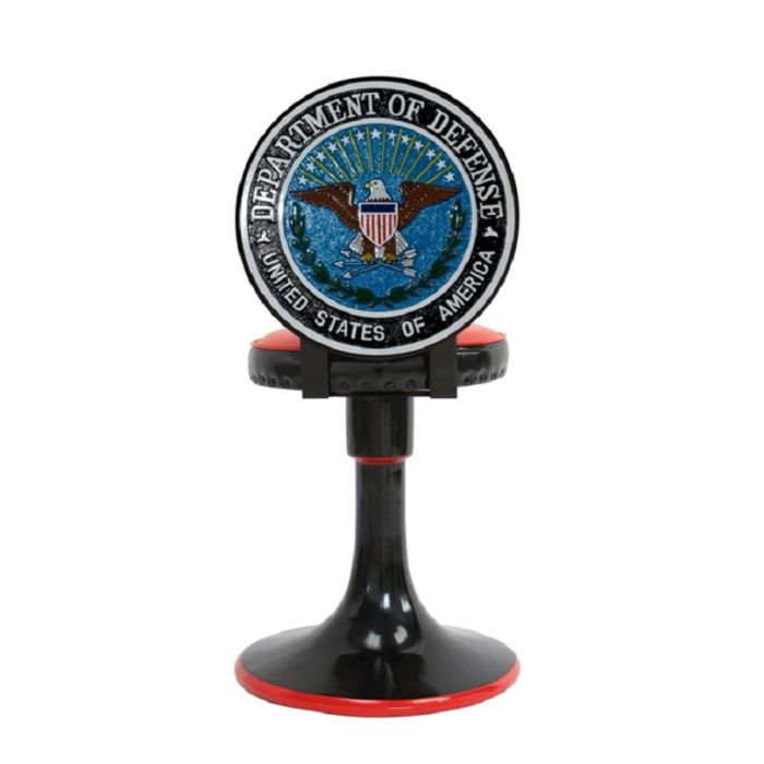 US Department of Defense Stuhl lebensgroß Sitzmöglichkeit