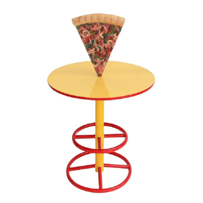 Tisch mit Pizza auf großem Ständer vergrößert Tisch