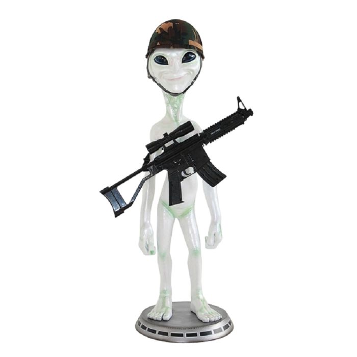 Alien mit Helm und Waffe lebensgroß Dekorationsfigur