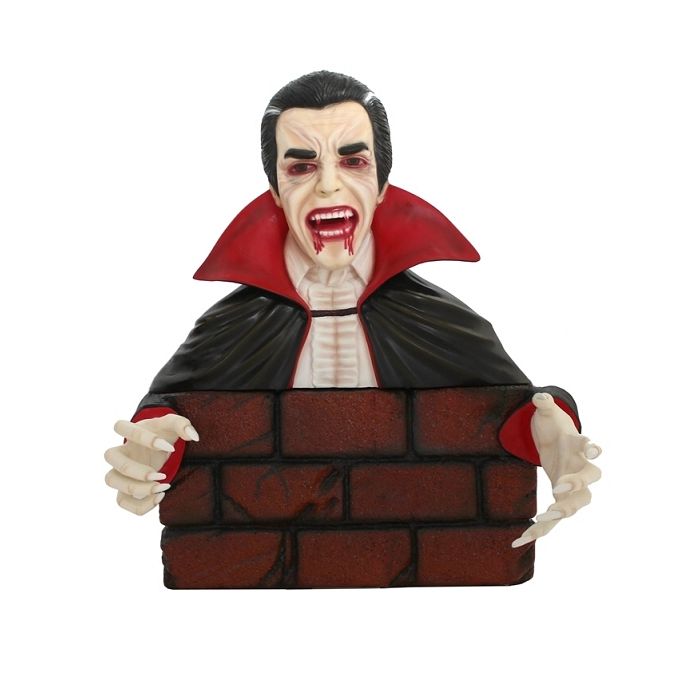 Dracula hinter Mauer lebensgroß Dekoköpfe & Büsten