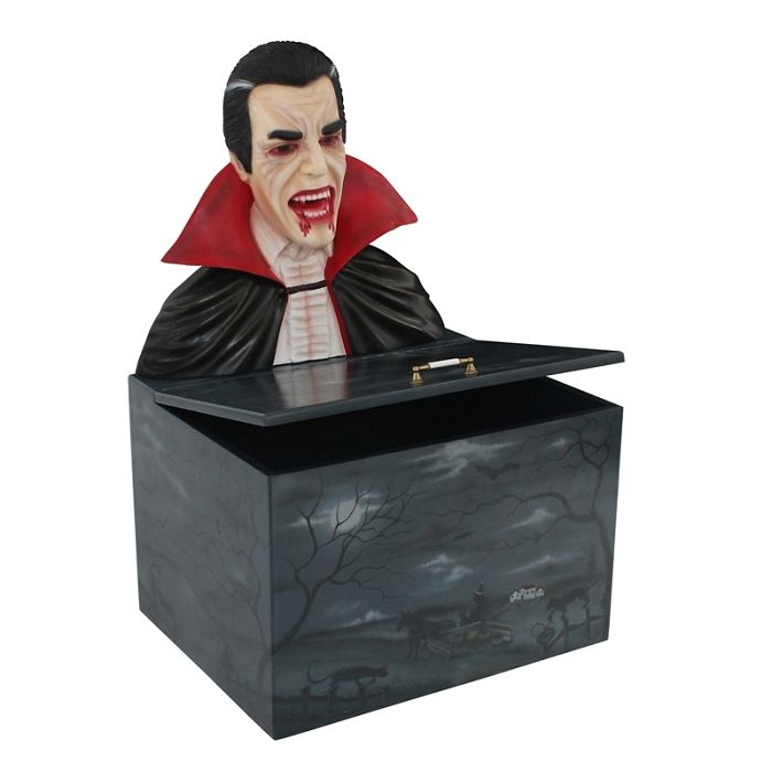 Dracula Spielzeugkiste lebensgroß Aufbewahrung