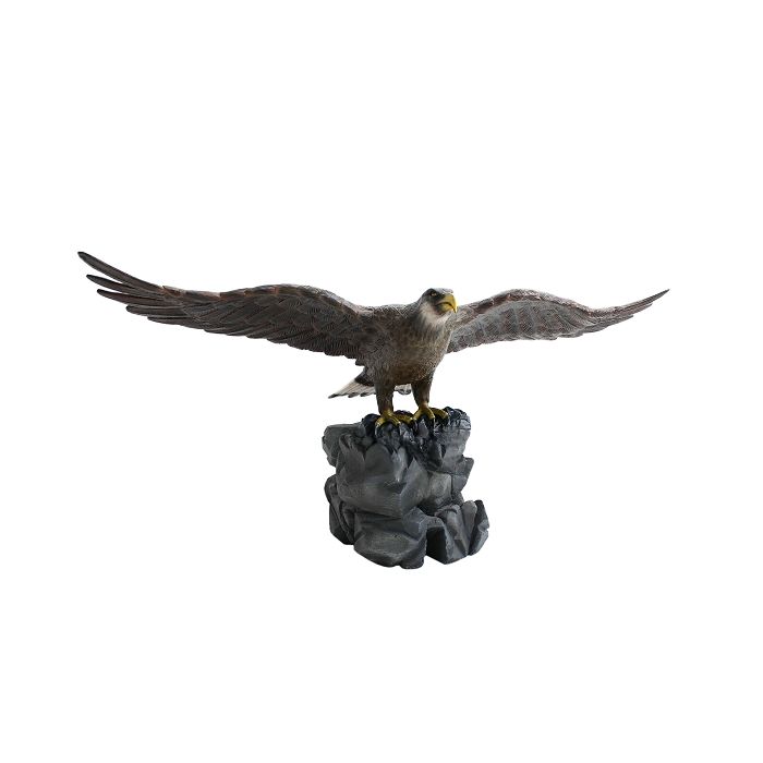 Adler mit Golfloch lebensgroß Minigolf