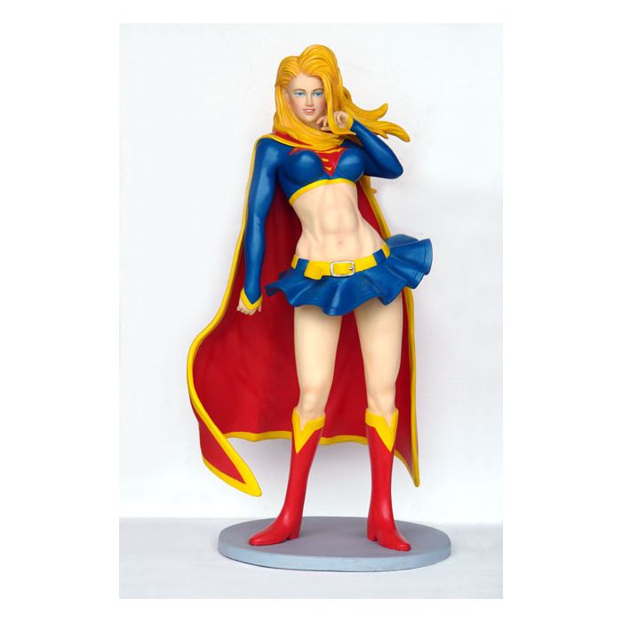 sexy Superwoman lebensgroß Deko- & Werbefigur