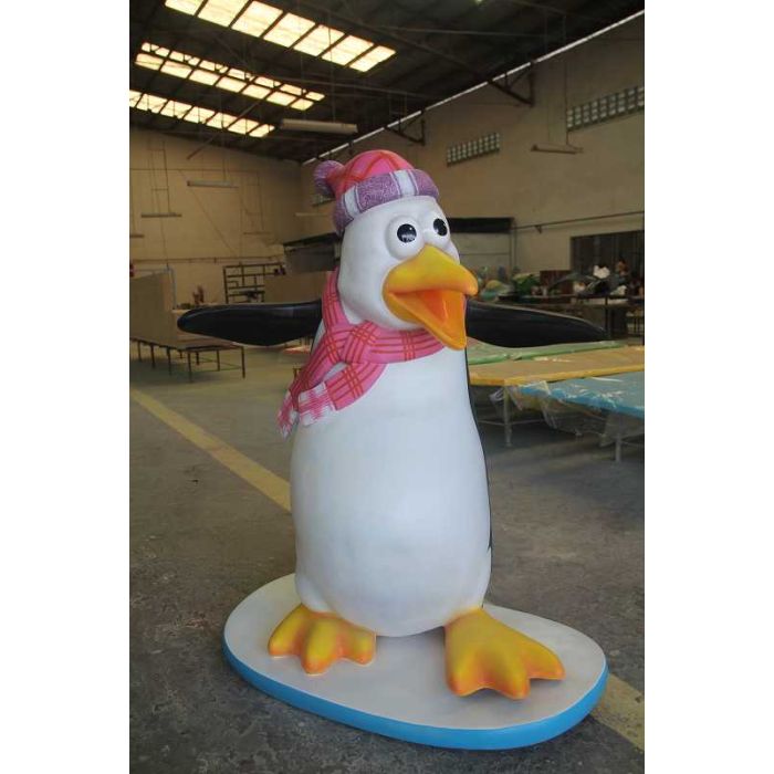 Comic Pinguin Flipper lebensgroß
