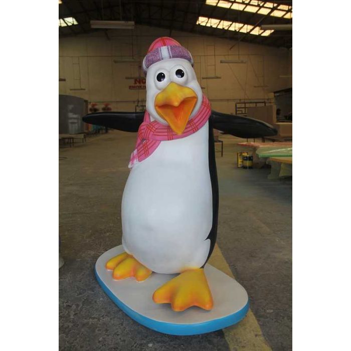 Comic Pinguin Flipper lebensgroß