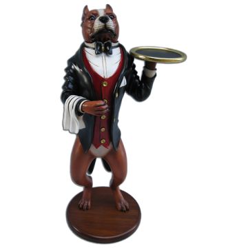 Pitbull Butler lebensgroß