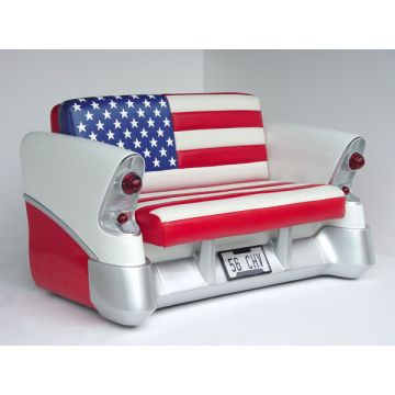 SOFA - 56 CHEVY (AMERICAN FLAG) lebensgroß