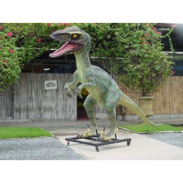Saurier T-Rex lebensgroß