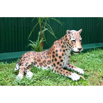 Leopard liegend lebensgroß