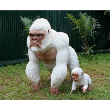 Weißer Gorilla mit Baby 1 lebensgroß