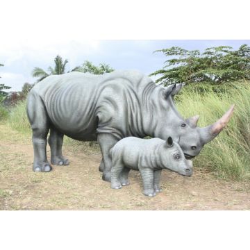 Nashorn mit Baby lebensgroß