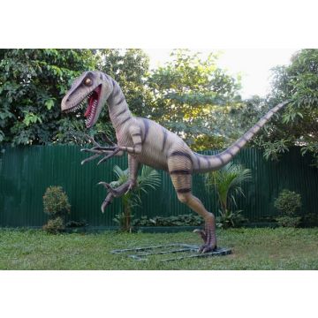 Dinosaurier Velociraptor lebensgroß