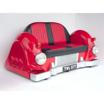 SOFA - MERCEDES (ROT) lebensgroß
