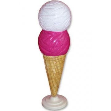 Großes Kugeleis Weiß und Rosa übergroß XXL