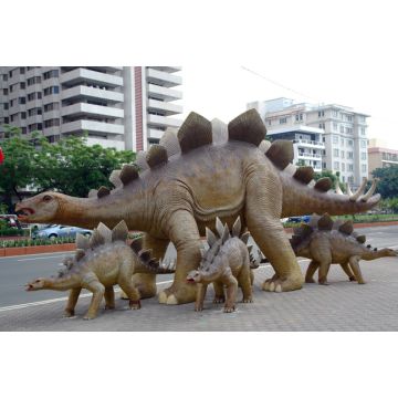 Saurier Stegoraurus ausgewachsen lebensgroß