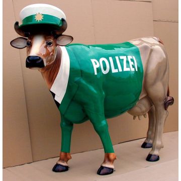 Kuh Polizei lebensgroß