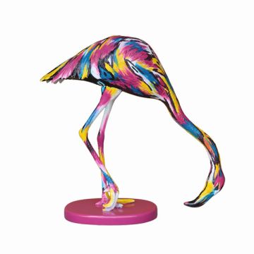 bunter Flamingo lebensgroß