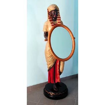 Ägypterin mit Spiegel lebensgroß