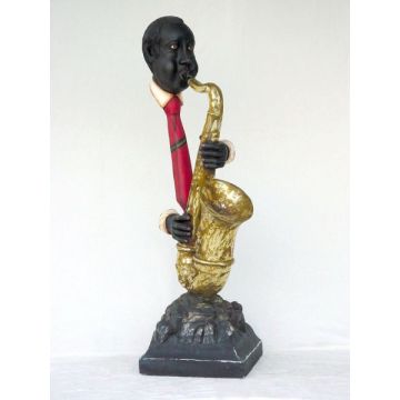 Moderner Saxophonist ohne Körper lebensgroß