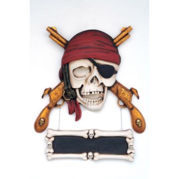 Piratenkopf mit Schild lebensgroß