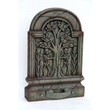 Grabstein mit Baum lebensgroß